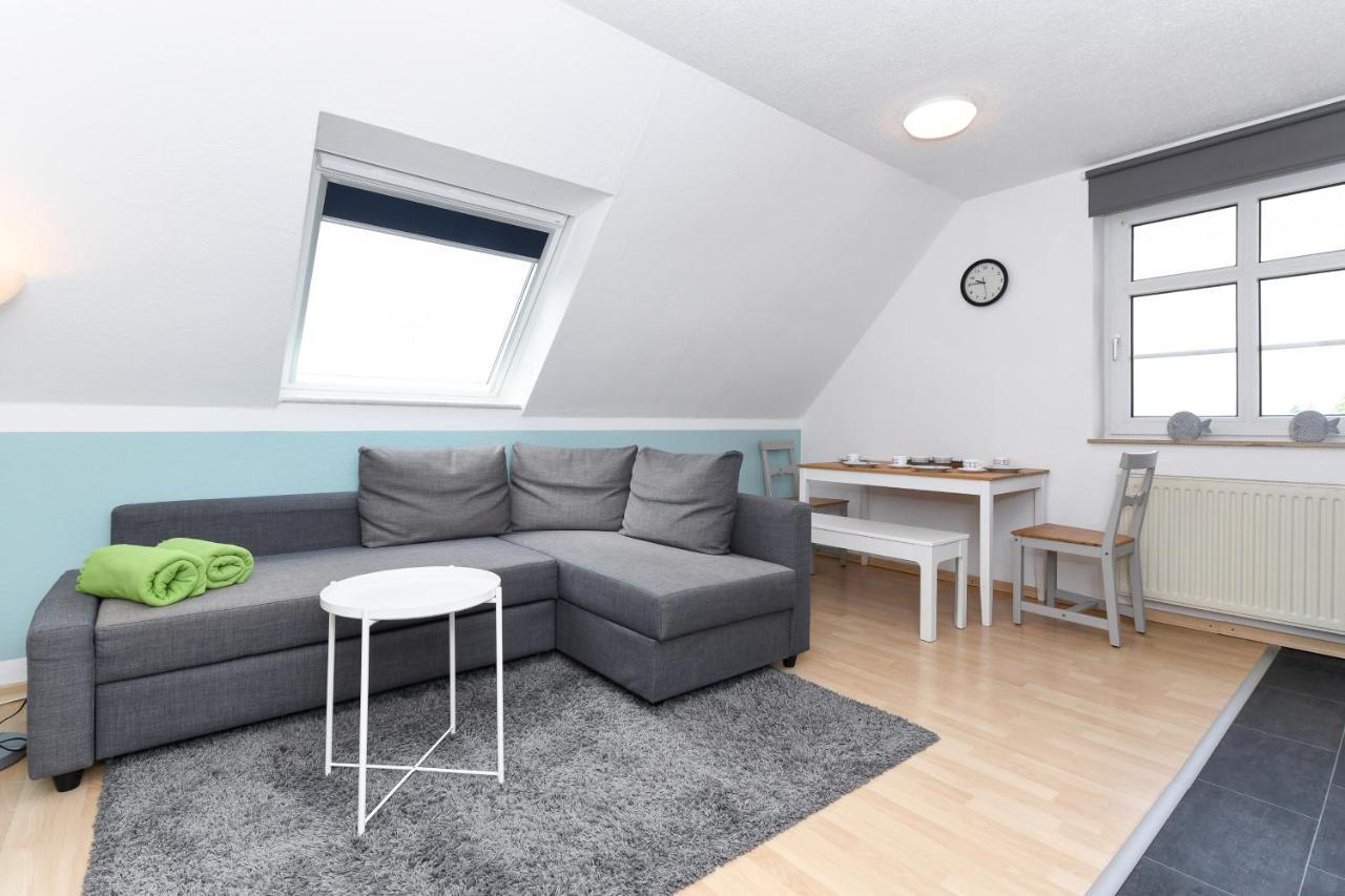 Ferienwohnungen Im Haus Lieblingskoje Neuharlingersiel Eksteriør billede